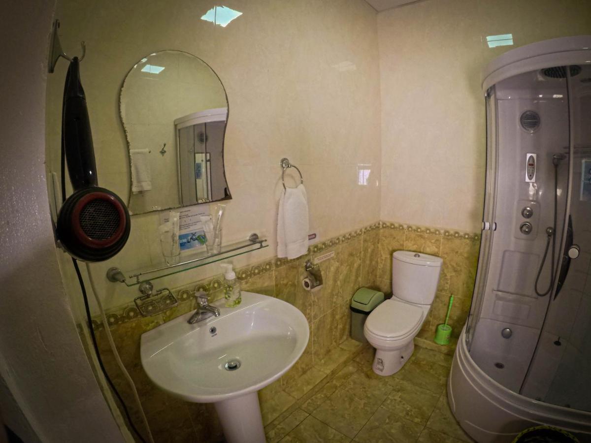 Lg53 Tour & Hostel ウランバートル エクステリア 写真
